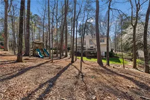 2270 Roxburgh Dr, Roswell, GA 30076 - Photo 48