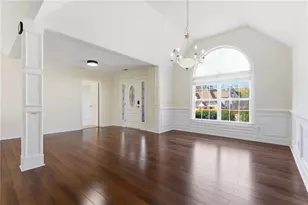 206 Gainsborough Way, Lawrenceville, GA 30044 - Photo 4