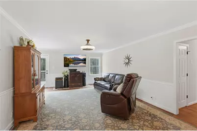 1066 Oak Road SW, Lilburn, GA 30047 - Photo 10