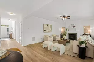325 Cranbrooke Cir, Suwanee, GA 30024 - Photo 22