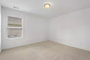 325 Cranbrooke Cir, Suwanee, GA 30024 - Photo 52