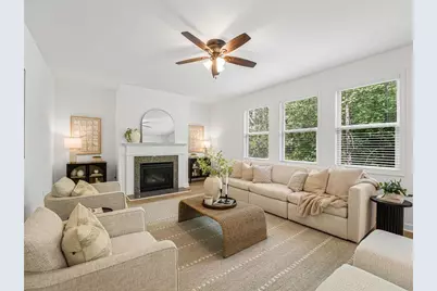 325 Cranbrooke Circle, Suwanee, GA 30024 - Photo 2