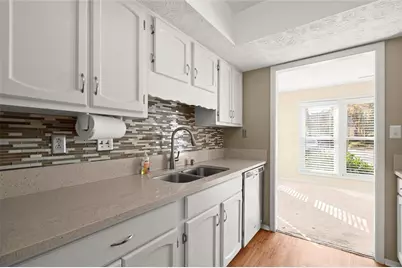 3209 Canyon Point Circle, Roswell, GA 30076 - Photo 16