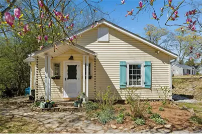 257 Vance Circle NE, Marietta, GA 30060 - Photo 1