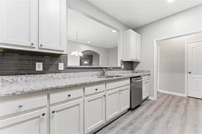 8662 Thomas Road, Riverdale, GA 30274 - Photo 10