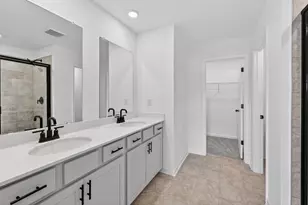 2825 Rosehall Way, Lawrenceville, GA 30044 - Photo 18