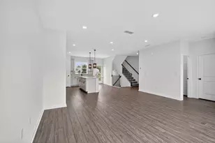2825 Rosehall Way, Lawrenceville, GA 30044 - Photo 10