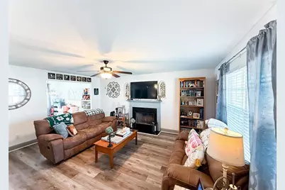 8743 Moss Hill Drive, Clermont, GA 30527 - Photo 4