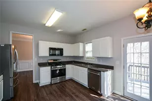 3063 Grace Ct, Lawrenceville, GA 30043 - Photo 2