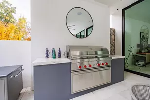 380 W Wesley Rd NW, Atlanta, GA 30305 - Photo 10