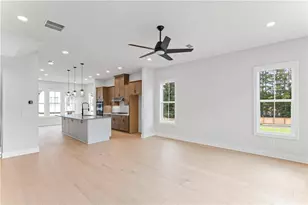 2706 Evers Dr NE, Marietta, GA 30066 - Photo 8