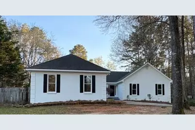 2518 W McIntosh Road, Griffin, GA 30223 - Photo 1