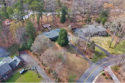 840 Hickory Drive SW, Marietta, GA 30064 - Photo 2