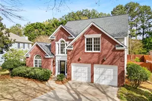 11100 Glenhurst Pass, Johns Creek, GA 30097 - Photo 2