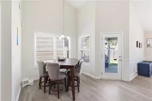 1372 Summer Hill Ct, Sugar Hill, GA 30518 - Photo 12