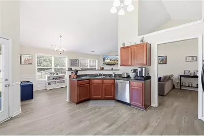 1372 Summer Hill Court, Sugar Hill, GA 30518 - Photo 10