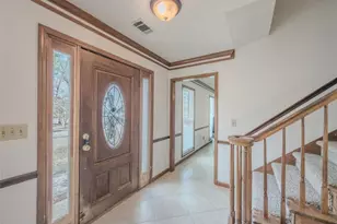 866 Foxfire Dr, Lawrenceville, GA 30044 - Photo 6