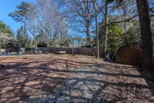 866 Foxfire Dr, Lawrenceville, GA 30044 - Photo 36