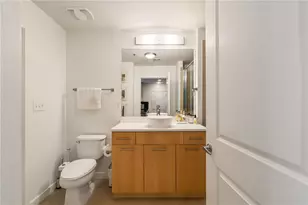 3324 Peachtree Rd NE, Atlanta, GA 30326 - Photo 32