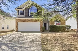 78 St Charles Pl, Sharpsburg, GA 30277 - Photo 1