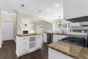 11395 Brookhollow Trail, Alpharetta, GA 30022 - Photo 18