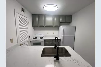 125 Granville Court, Atlanta, GA 30328 - Photo 6