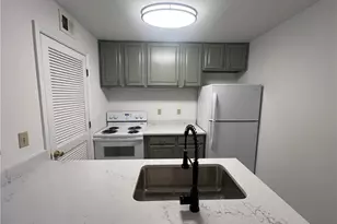 125 Granville Ct, Atlanta, GA 30328 - Photo 6