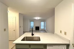 125 Granville Ct, Atlanta, GA 30328 - Photo 4