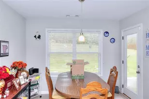 39 Gray Field Ct, Jefferson, GA 30549 - Photo 4