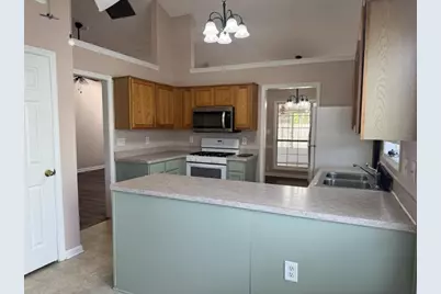 2925 Camelot Woods Drive, Lawrenceville, GA 30044 - Photo 14