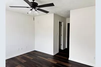 2925 Camelot Woods Drive, Lawrenceville, GA 30044 - Photo 32