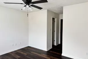 2925 Camelot Woods Dr, Lawrenceville, GA 30044 - Photo 32