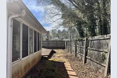 2925 Camelot Woods Drive, Lawrenceville, GA 30044 - Photo 46