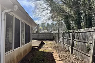 2925 Camelot Woods Dr, Lawrenceville, GA 30044 - Photo 46