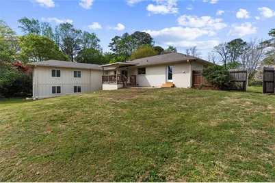 2489 Sunset Drive NE, Atlanta, GA 30345 - Photo 10