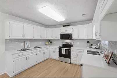 420 Stoneview Drive, Hoschton, GA 30548 - Photo 16