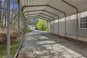 420 Stoneview Dr, Hoschton, GA 30548 - Photo 8