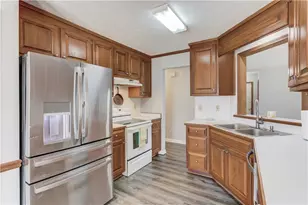 2080 Blackberry Ln, Auburn, GA 30011 - Photo 8