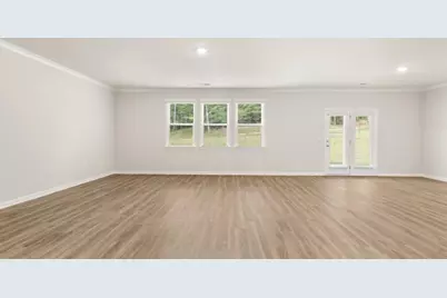 801 Pelham Way, Locust Grove, GA 30248 - Photo 4