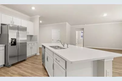 801 Pelham Way, Locust Grove, GA 30248 - Photo 2