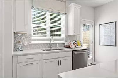 2823 Rosehall Way, Lawrenceville, GA 30044 - Photo 18