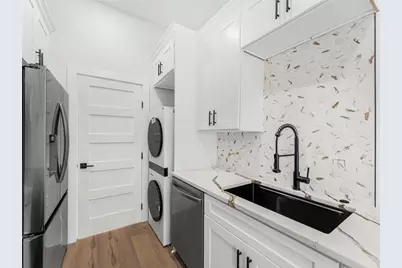 1571 Mary George Avenue NW, Atlanta, GA 30318 - Photo 20