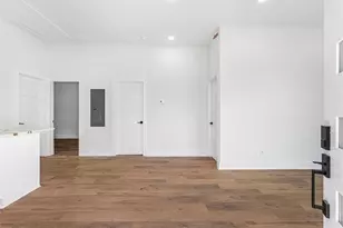 1571 Mary George Ave NW, Atlanta, GA 30318 - Photo 4