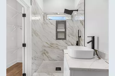 1571 Mary George Avenue NW, Atlanta, GA 30318 - Photo 30