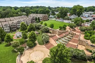 124 Parkside W Ct, Norcross, GA 30071 - Photo 2