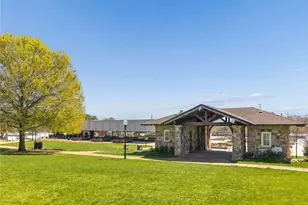 124 Parkside W Ct, Norcross, GA 30071 - Photo 42