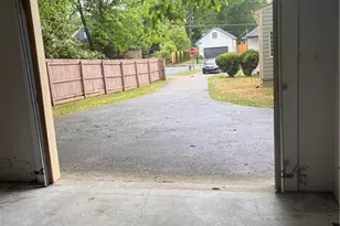 3296 Myrtle St, Atlanta, GA 30337 - Photo 24