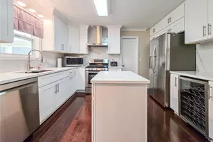 135 Plantation Ct, Alpharetta, GA 30022 - Photo 8