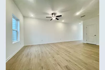 5479 Allegro Lane, Flowery Branch, GA 30542 - Photo 10