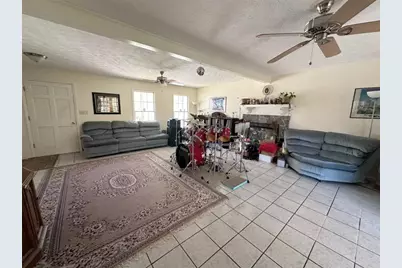 3550 Drum Roll Lane, Snellville, GA 30039 - Photo 4